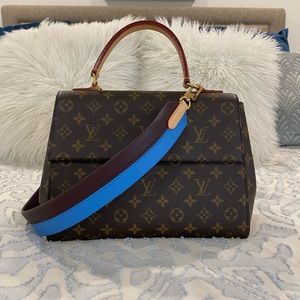 Louis Vuitton Cluny MM